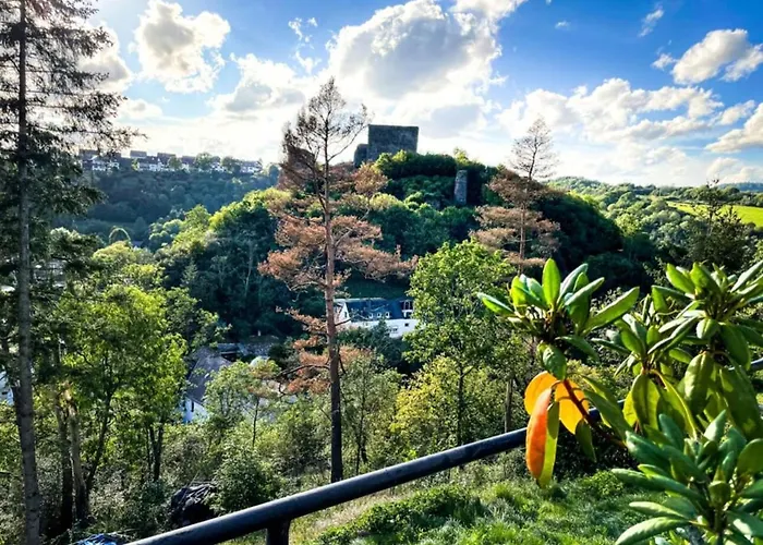 Romantic Old Building Near Nuerburgring וילה
